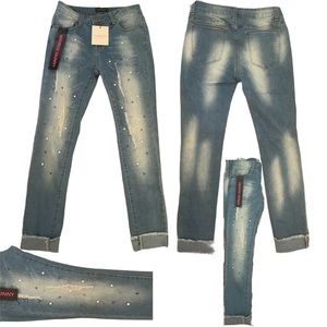 Skinny Premium Denim Jeans 
Size 7
New with tags